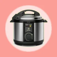 Panela pressão elétrica Electrolux capacidade 5L silenciosa, segura 9 travas, timer manter aquecido, alça antitérmica PCE20 inox!